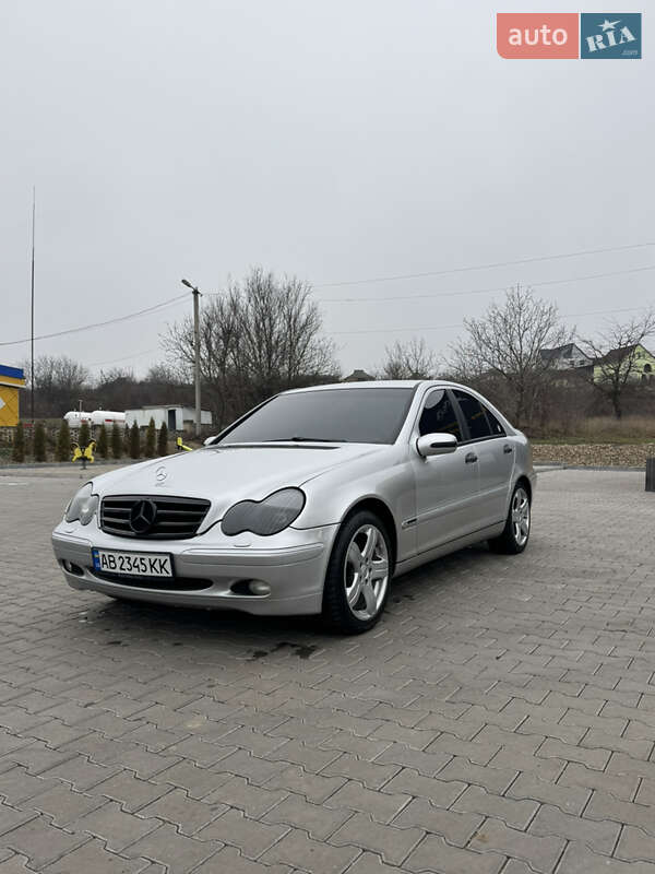 Седан Mercedes-Benz C-Class 2001 в Виннице