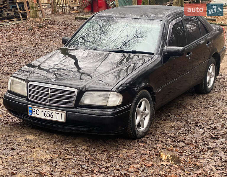 Mercedes-Benz C-Class 1995