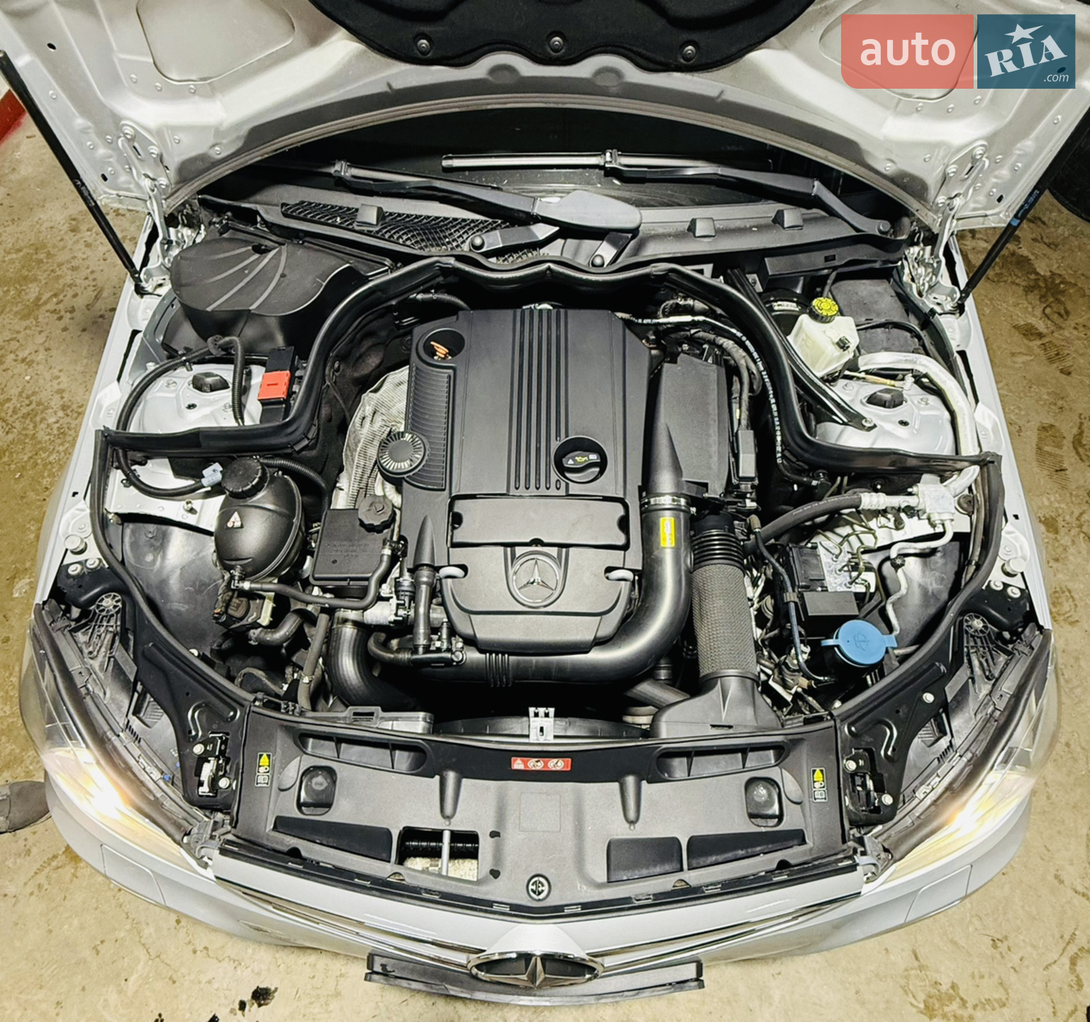 Mercedes-Benz C-Class 2012 VIN WDD2040471A697694 фото оголошення 24 з 38