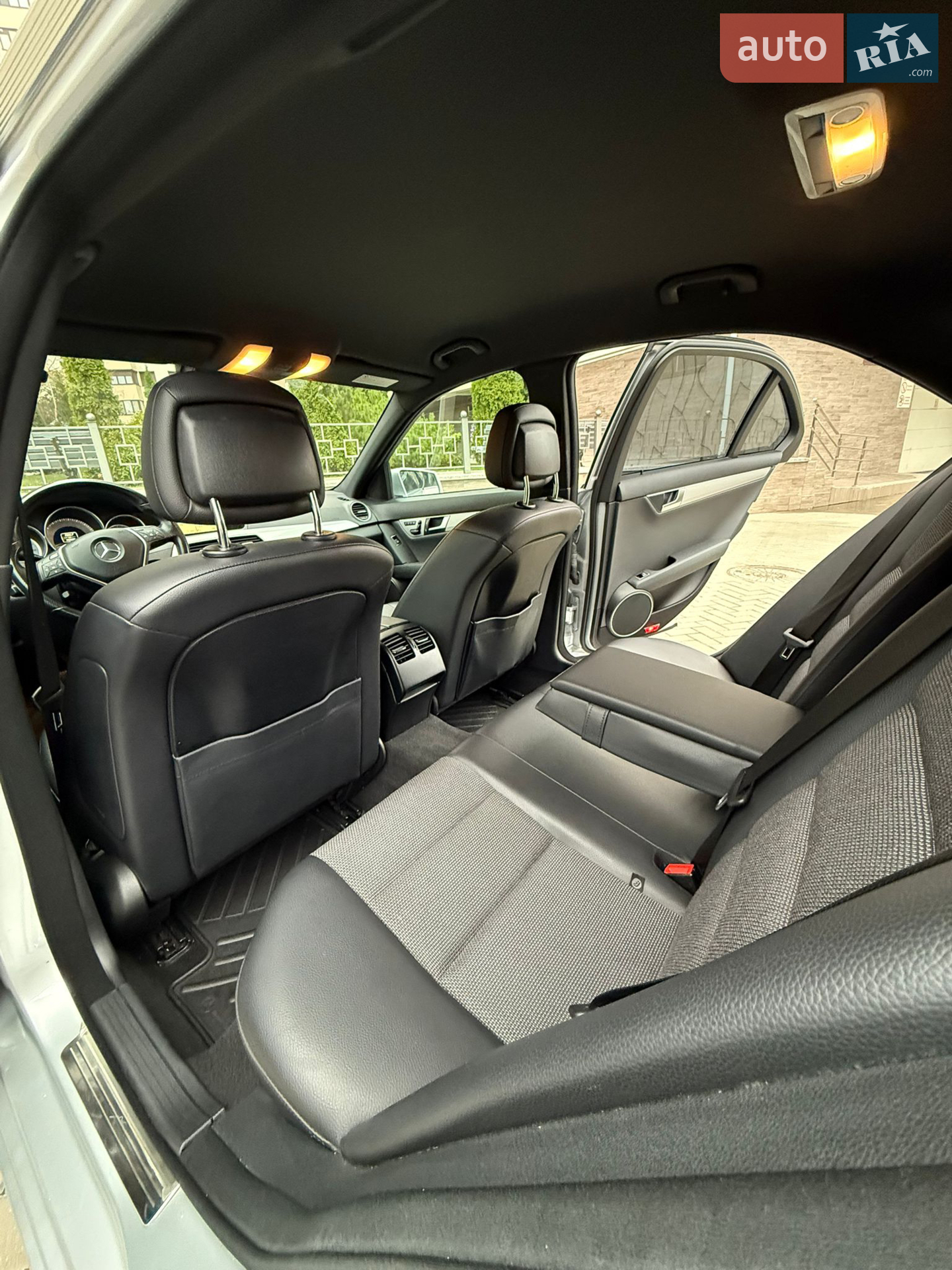 Mercedes-Benz C-Class 2012 VIN WDD2040471A697694 фото оголошення 21 з 38