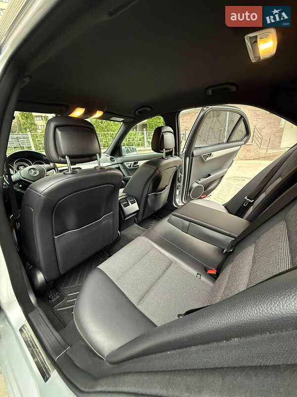 Седан Mercedes-Benz C-Class 2012 в Одесі