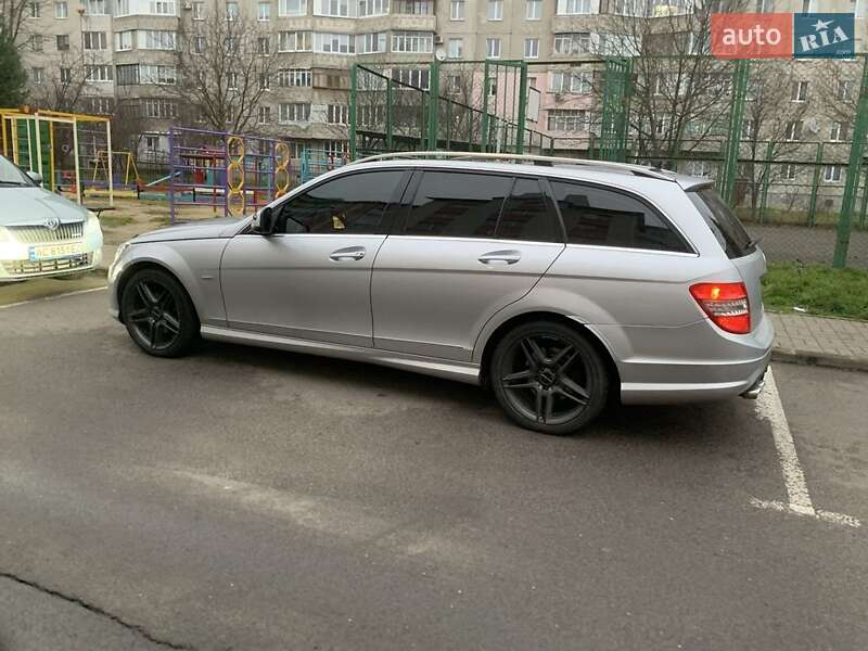 Універсал Mercedes-Benz C-Class 2007 в Луцьку