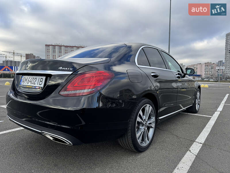 Седан Mercedes-Benz C-Class 2019 в Києві