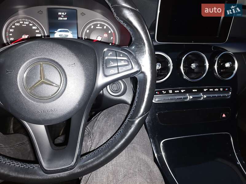 Седан Mercedes-Benz C-Class 2015 в Житомирі фото 8 Седан Mercedes-Benz C-Class 2015 в Житомирі