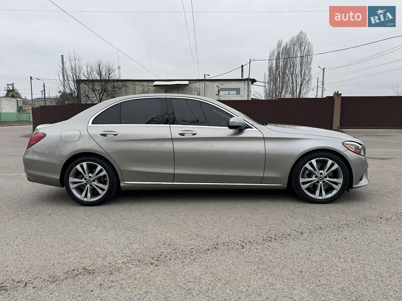 Седан Mercedes-Benz C-Class 2019 в Києві фото 4 Седан Mercedes-Benz C-Class 2019 в Києві