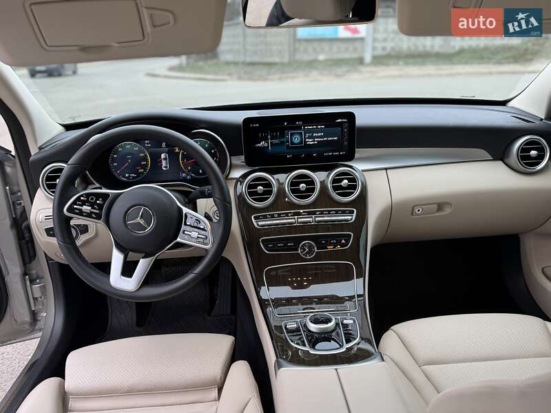 Седан Mercedes-Benz C-Class 2019 в Києві фото 18 Седан Mercedes-Benz C-Class 2019 в Києві