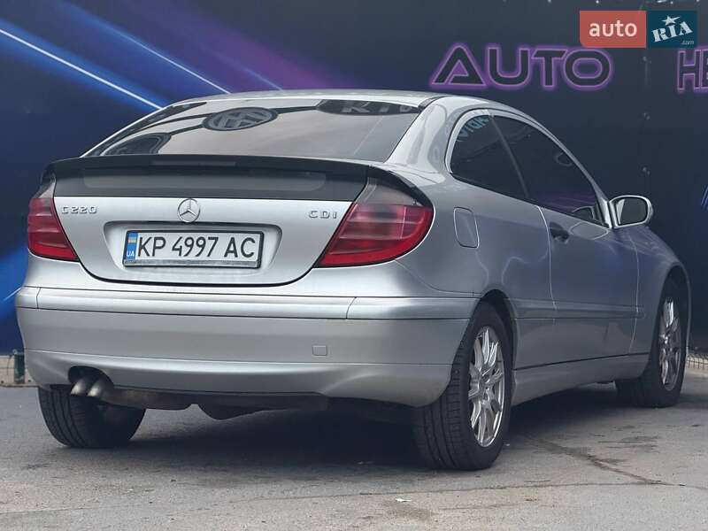 Купе Mercedes-Benz C-Class 2002 в Запоріжжі