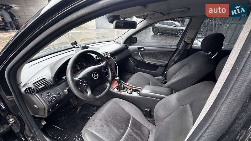 Універсал Mercedes-Benz C-Class 2002 в Теребовлі