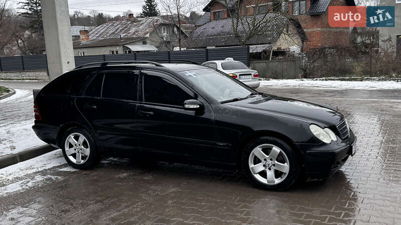 Універсал Mercedes-Benz C-Class 2002 в Теребовлі