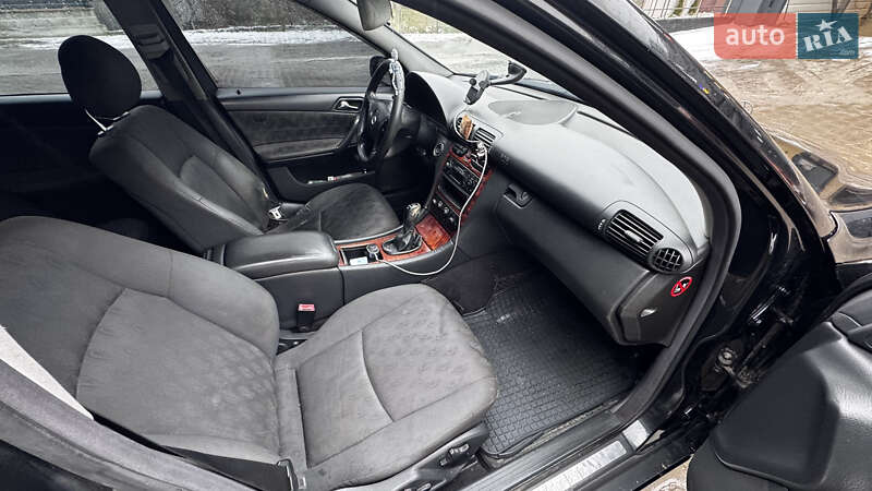 Універсал Mercedes-Benz C-Class 2002 в Теребовлі