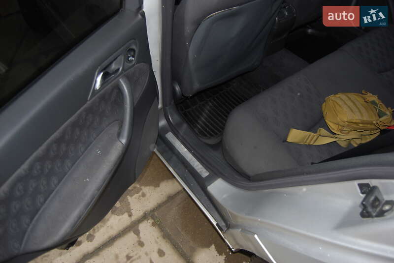 Універсал Mercedes-Benz C-Class 2003 в Хусті