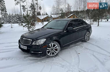 Седан Mercedes-Benz C-Class 2012 в Киеве
