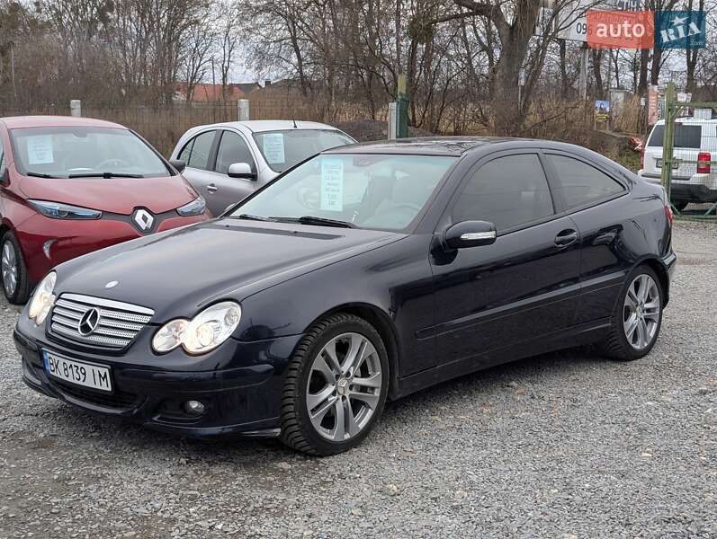 Купе Mercedes-Benz C-Class 2005 в Рівному