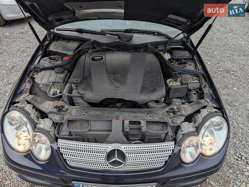 Купе Mercedes-Benz C-Class 2005 в Рівному