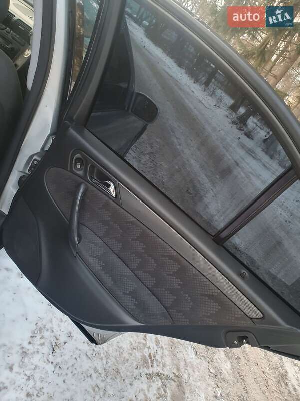 Седан Mercedes-Benz C-Class 2001 в Вінниці