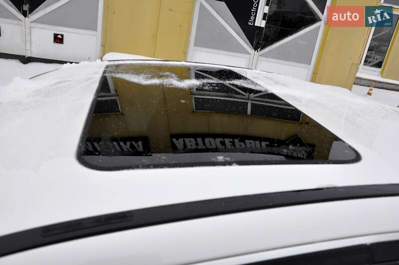 Седан Mercedes-Benz C-Class 2014 в Львові