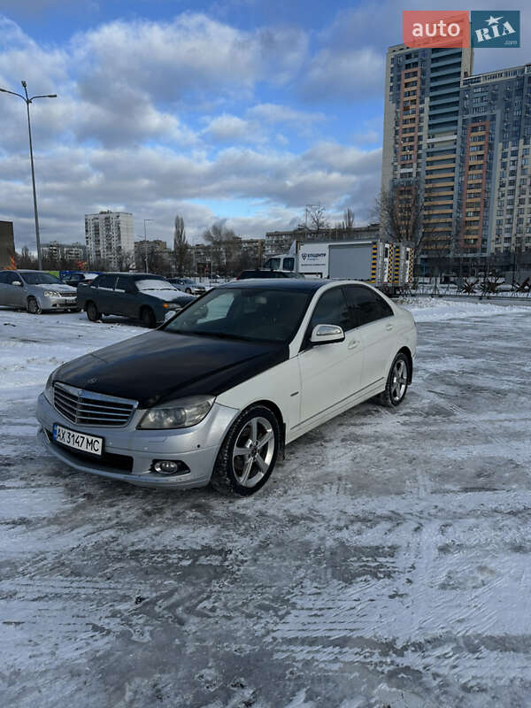 Седан Mercedes-Benz C-Class 2008 в Киеве фото 5 Седан Mercedes-Benz C-Class 2008 в Киеве
