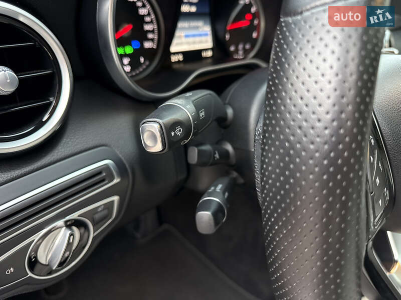 Седан Mercedes-Benz C-Class 2016 в Львове