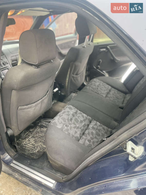 Седан Mercedes-Benz C-Class 1995 в Белогорье фото 11 Седан Mercedes-Benz C-Class 1995 в Белогорье
