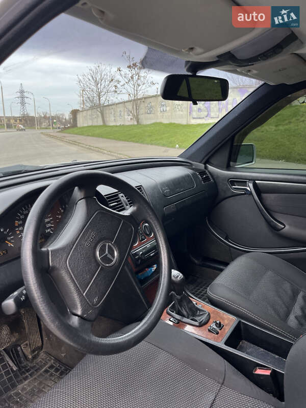 Седан Mercedes-Benz C-Class 1998 в Одесі