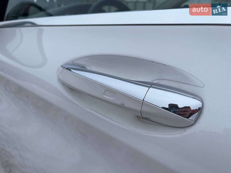 Седан Mercedes-Benz C-Class 2016 в Киеве