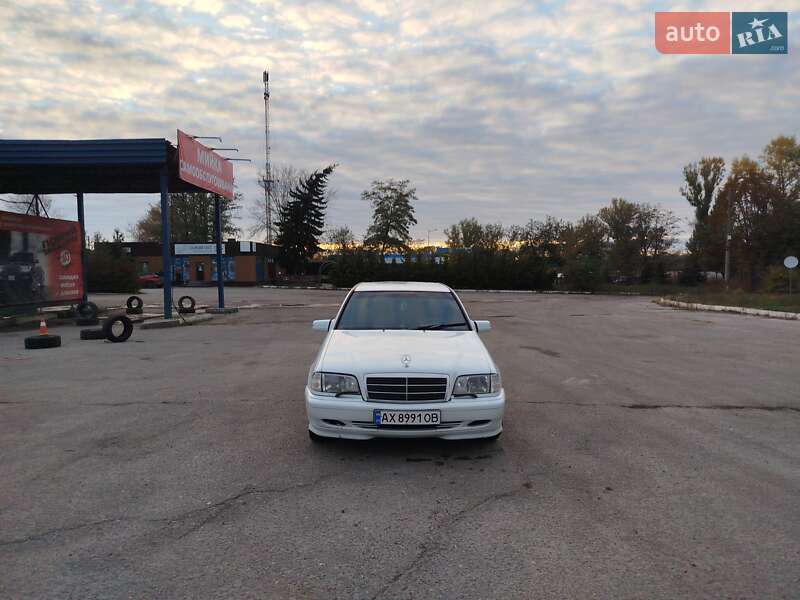 Mercedes-Benz C-Class 1998