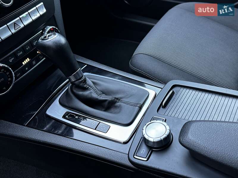 Универсал Mercedes-Benz C-Class 2013 в Дрогобыче