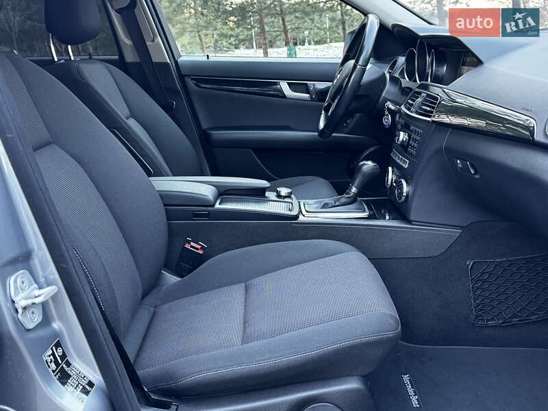 Универсал Mercedes-Benz C-Class 2013 в Дрогобыче