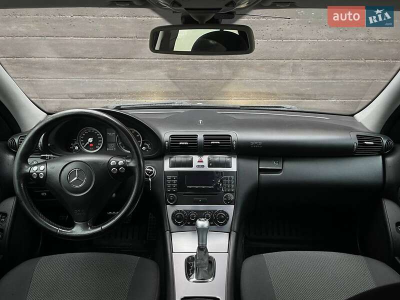 Седан Mercedes-Benz C-Class 2006 в Миколаєві фото 17 Седан Mercedes-Benz C-Class 2006 в Миколаєві