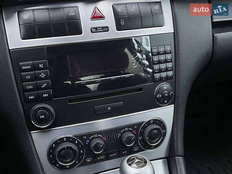 Седан Mercedes-Benz C-Class 2006 в Миколаєві фото 20 Седан Mercedes-Benz C-Class 2006 в Миколаєві