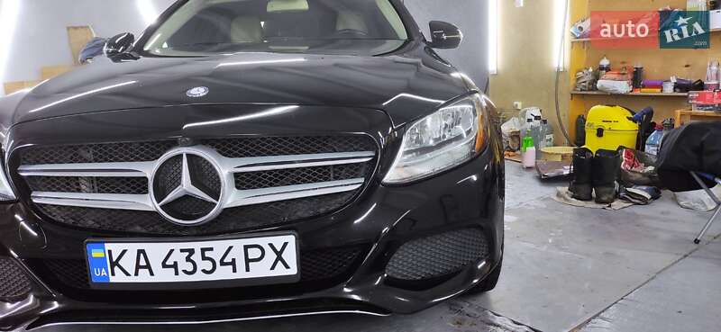 Седан Mercedes-Benz C-Class 2016 в Києві фото 21 Седан Mercedes-Benz C-Class 2016 в Києві