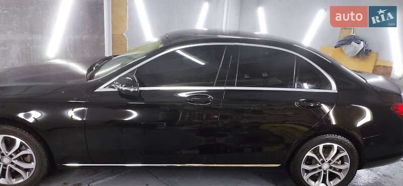 Седан Mercedes-Benz C-Class 2016 в Києві фото 25 Седан Mercedes-Benz C-Class 2016 в Києві
