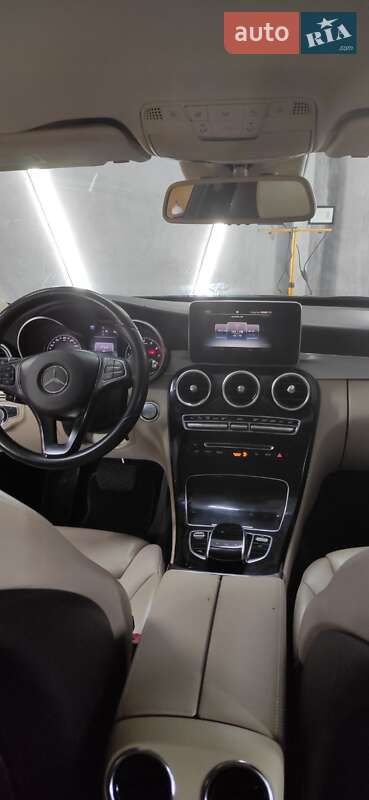 Седан Mercedes-Benz C-Class 2016 в Києві фото 40 Седан Mercedes-Benz C-Class 2016 в Києві