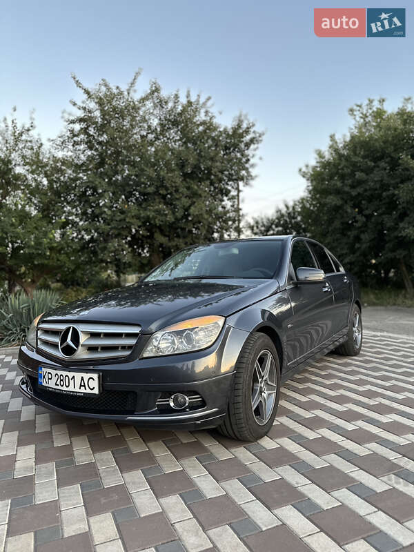 Седан Mercedes-Benz C-Class 2007 в Запорожье