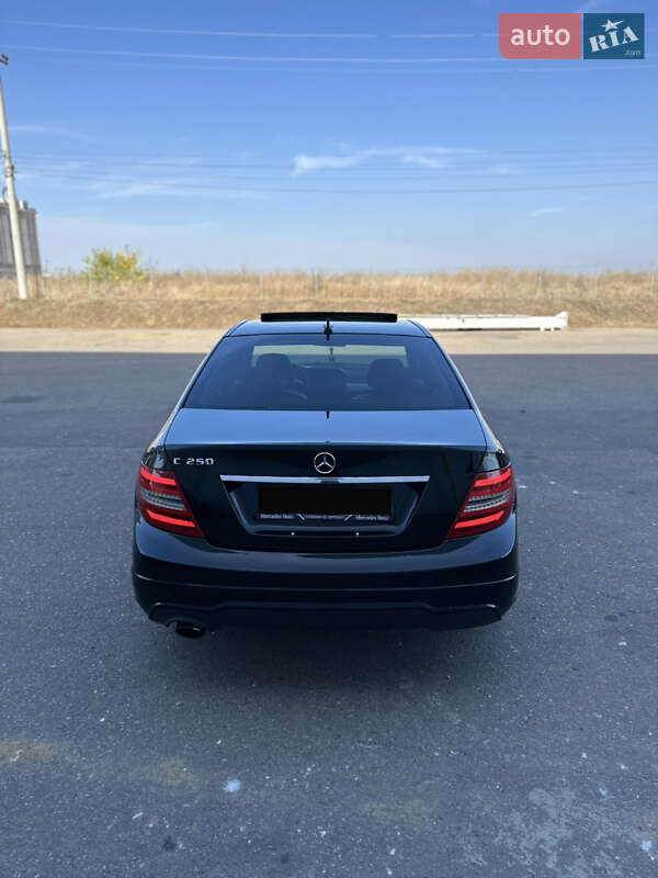 Седан Mercedes-Benz C-Class 2014 в Одесі фото 14 Седан Mercedes-Benz C-Class 2014 в Одесі