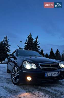 Универсал Mercedes-Benz C-Class 2004 в Дубно