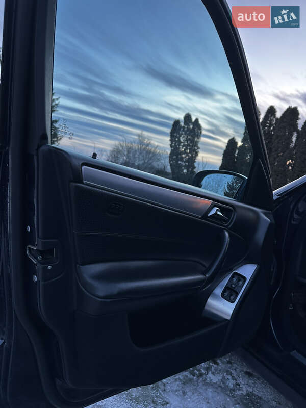 Универсал Mercedes-Benz C-Class 2004 в Дубно