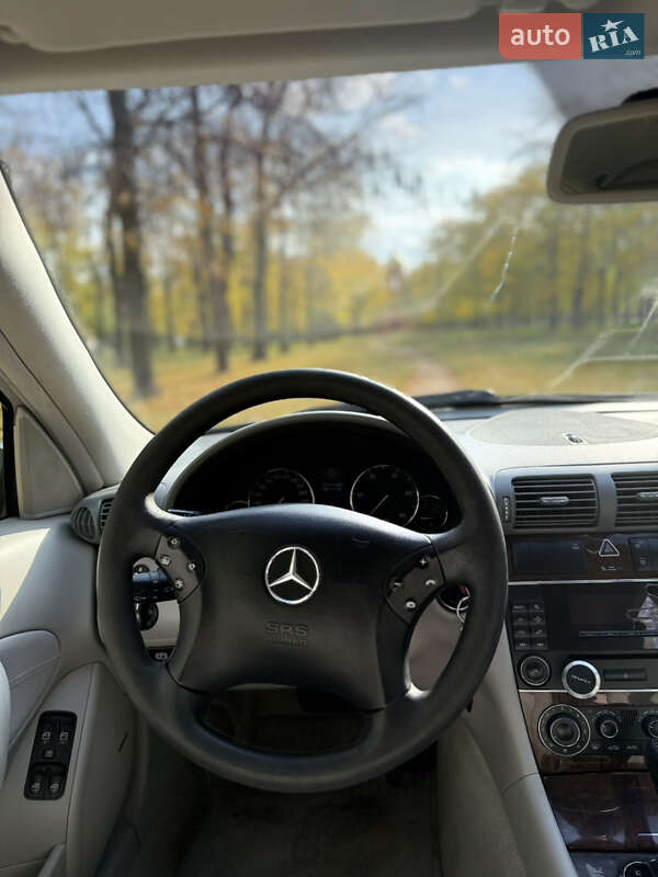 Универсал Mercedes-Benz C-Class 2004 в Измаиле
