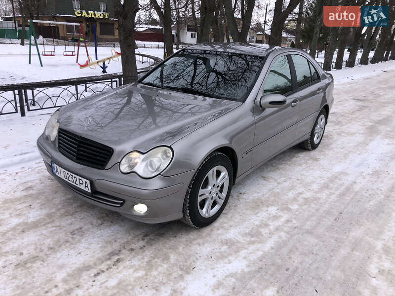Mercedes-Benz C-Class 2006