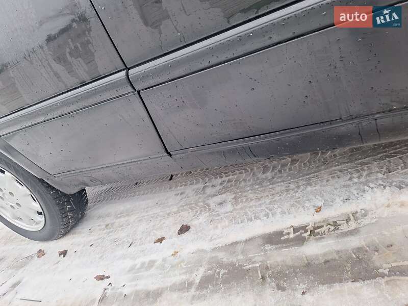 Седан Mercedes-Benz C-Class 1994 в Черновцах фото 16 Седан Mercedes-Benz C-Class 1994 в Черновцах
