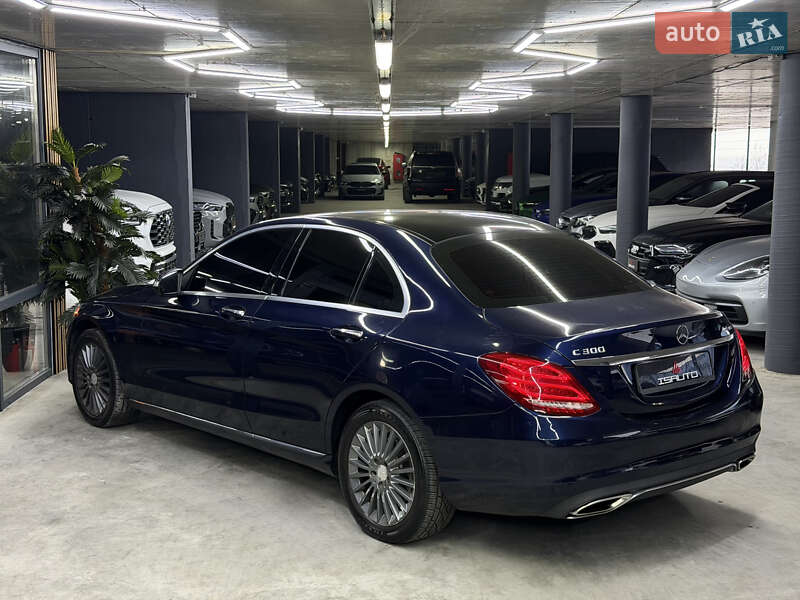 Седан Mercedes-Benz C-Class 2015 в Одессе фото 10 Седан Mercedes-Benz C-Class 2015 в Одессе