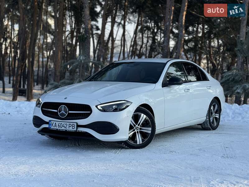 Mercedes-Benz C-Class 2023