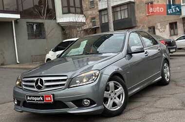 Седан Mercedes-Benz C-Class 2010 в Виннице
