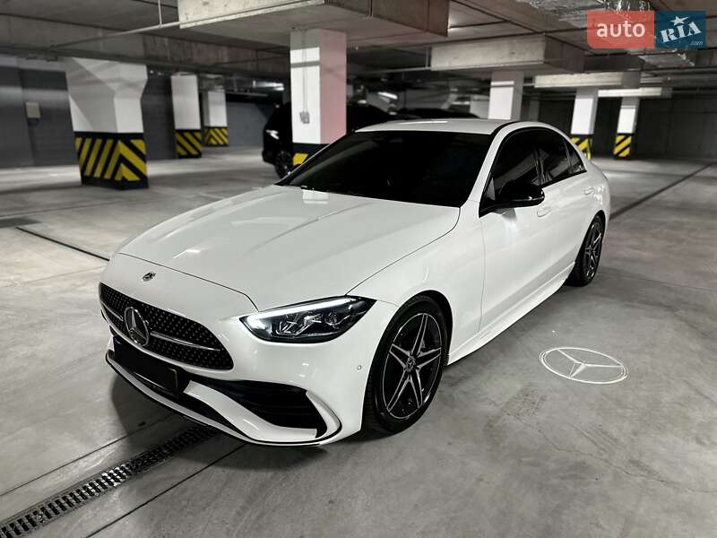 Mercedes-Benz C-Class 2022