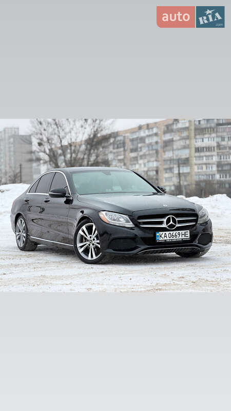 Седан Mercedes-Benz C-Class 2018 в Киеве