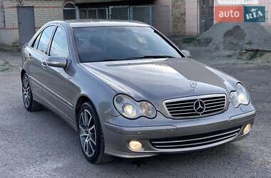 Седан Mercedes-Benz C-Class 2004 в Тернополе