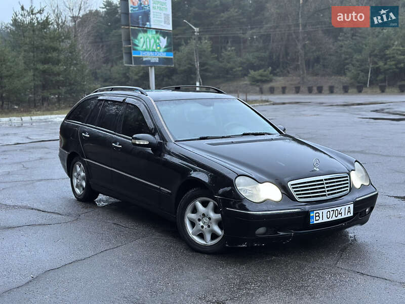 Mercedes-Benz C-Class 2004