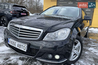 Универсал Mercedes-Benz C-Class 2013 в Львове