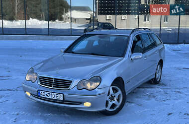 Универсал Mercedes-Benz C-Class 2002 в Костополе