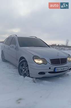 Універсал Mercedes-Benz C-Class 2001 в Дунаївцях